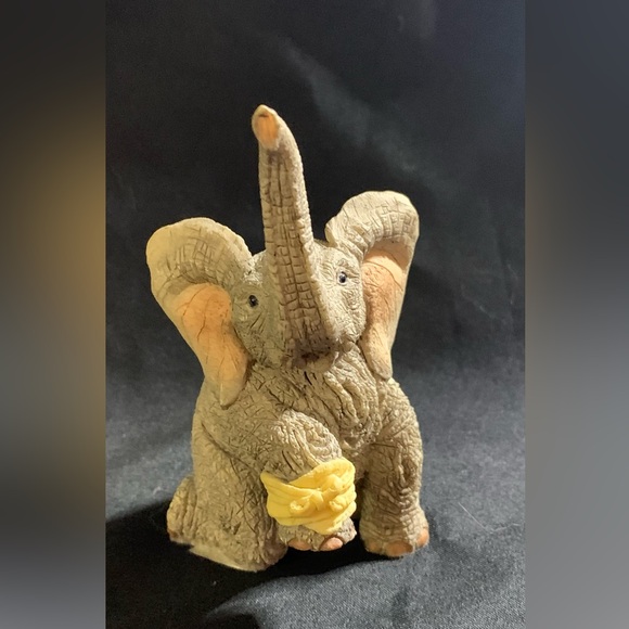 Tuskers Collection set of 3 - Picture 2 of 8